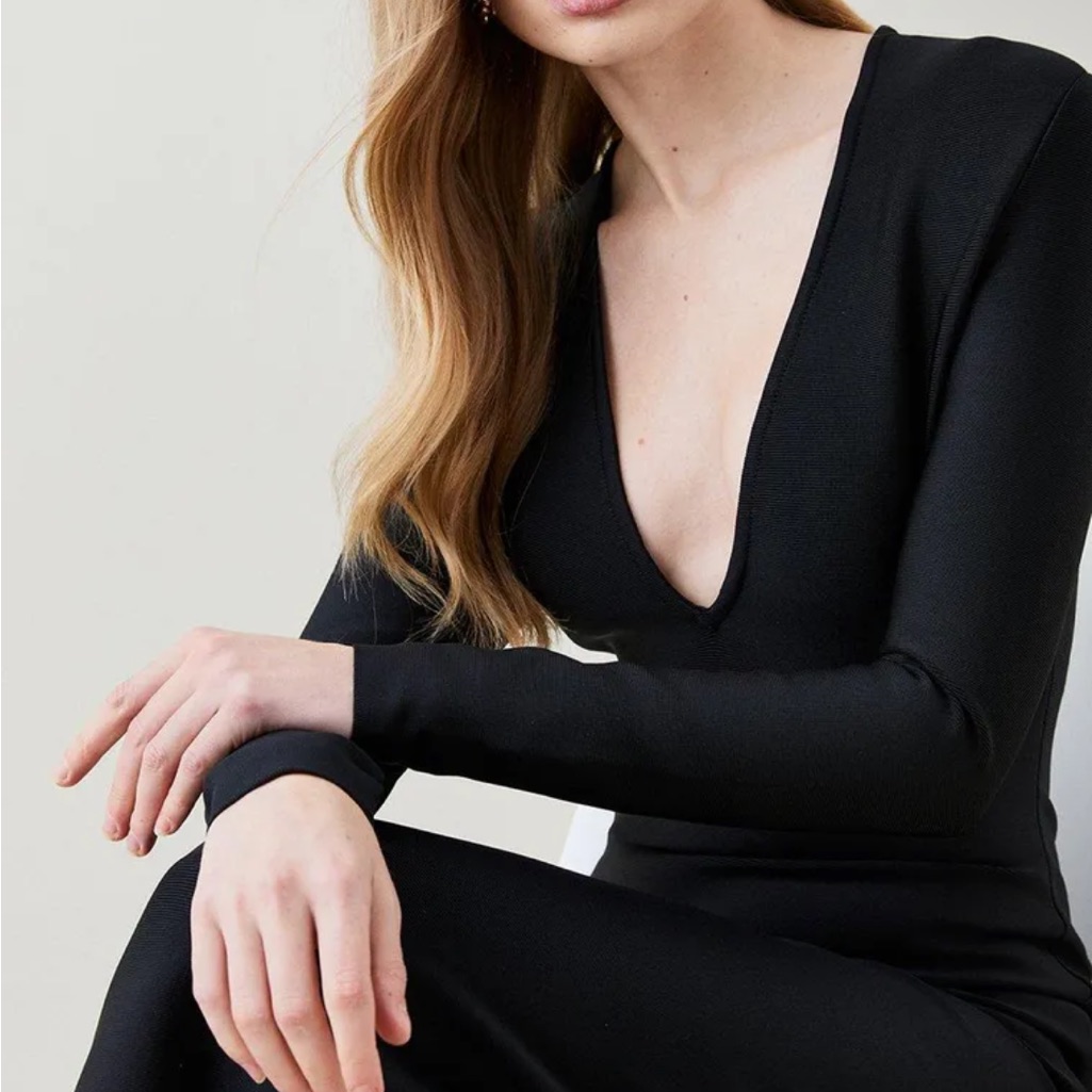 Karen Millen Black Bandage Form-Fitting.Deep V-Neck Sleek Dress